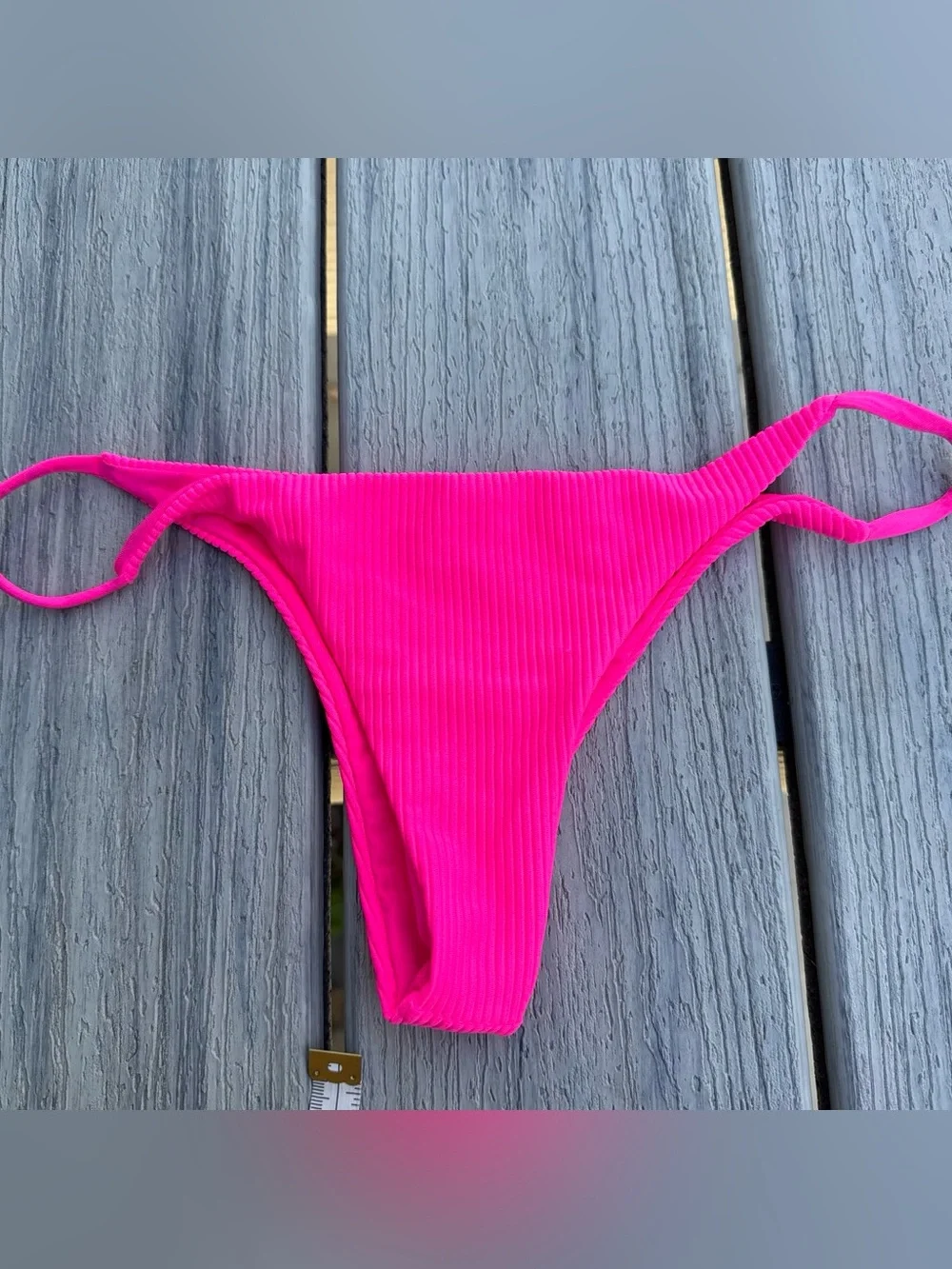 Frankie’s Bikinis Women’s Hot Pink Ribbed Bikini Bottom M